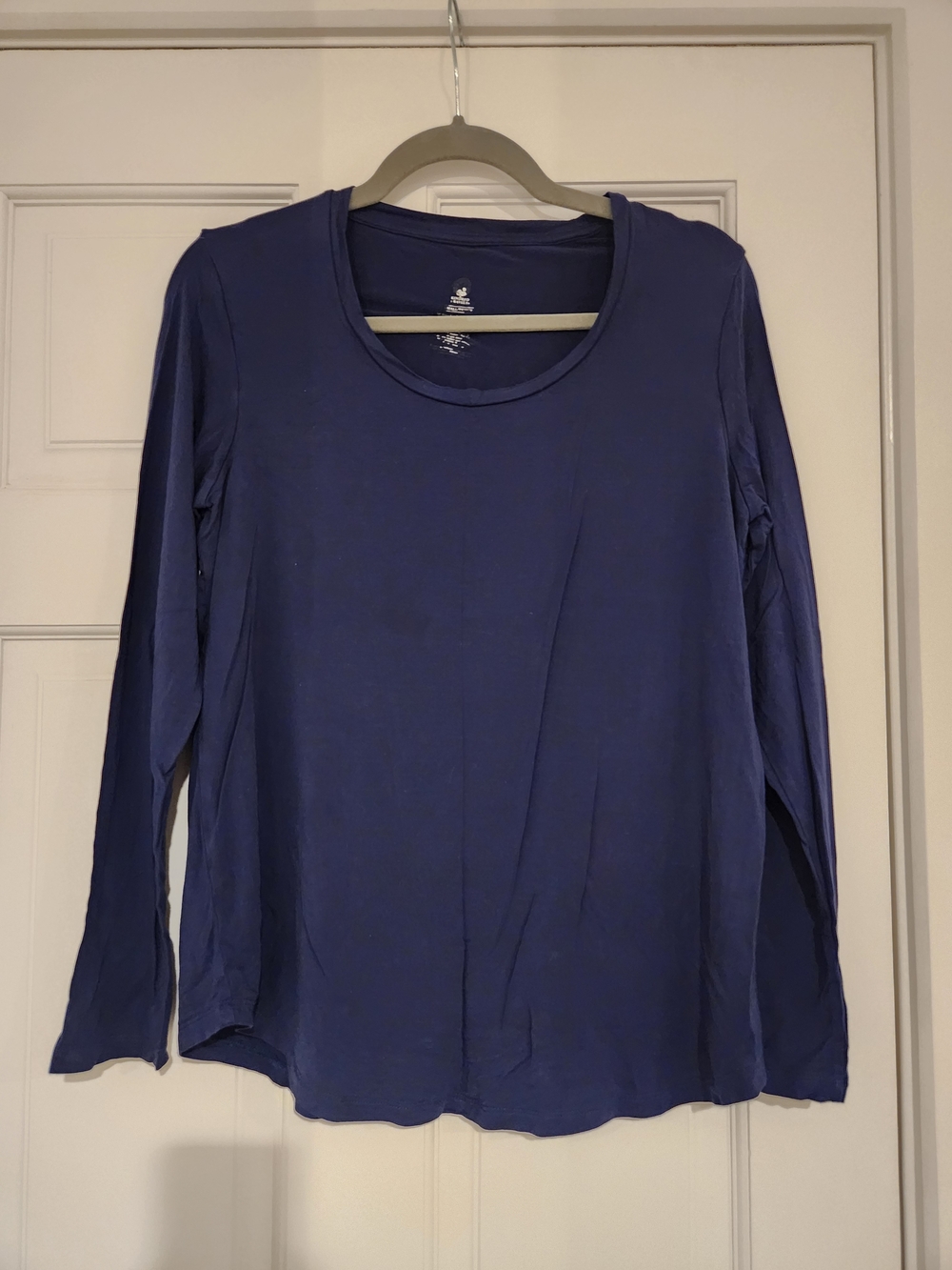 kindred bravely nursing top
